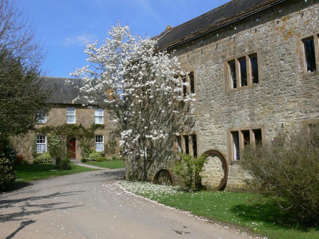Haselbury Mill Hotel Crewkerne Exterior foto